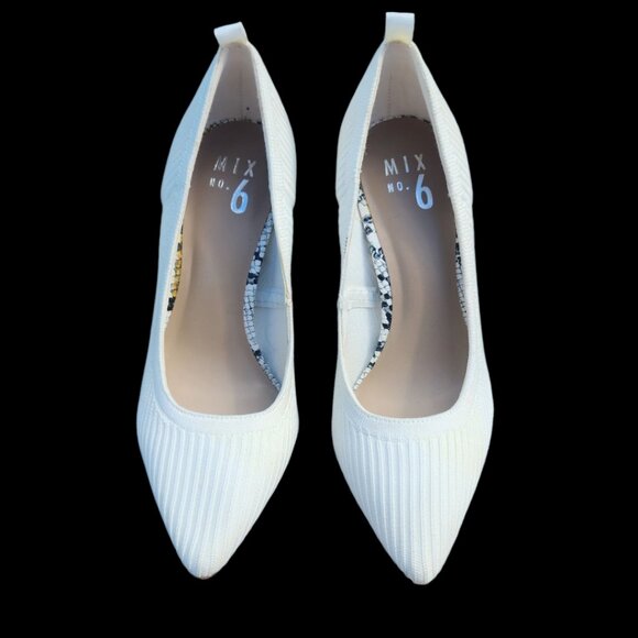 Mix No. 6 White Pump Heels - Picture 3 of 8